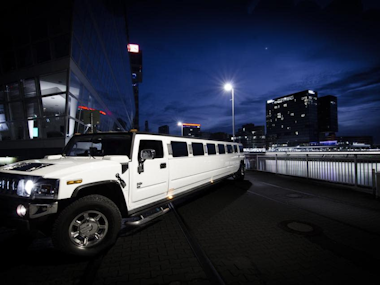 Hummer Limo Hire in Cologne